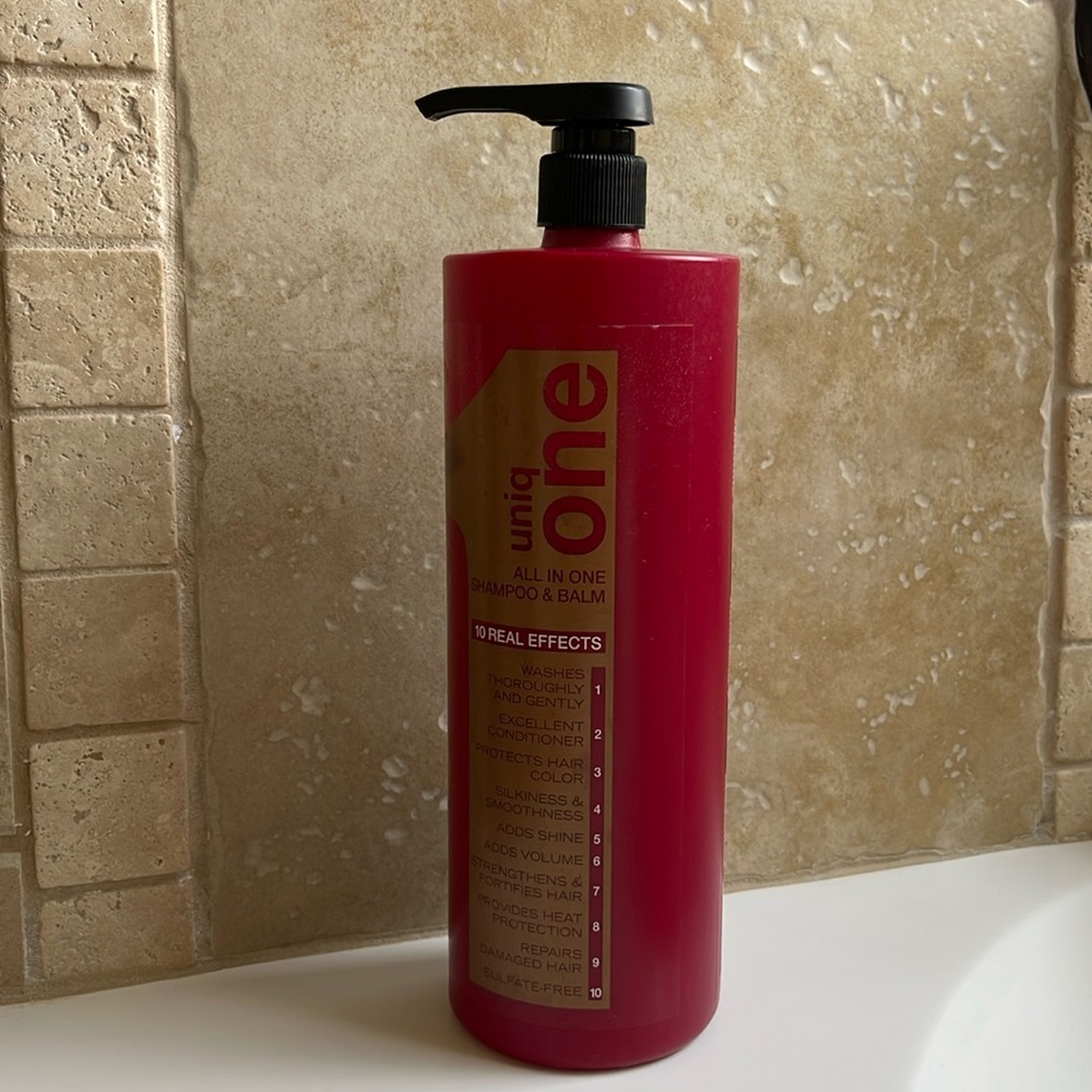 Revlon Professional Uniq one All on one Shampoo & Balm